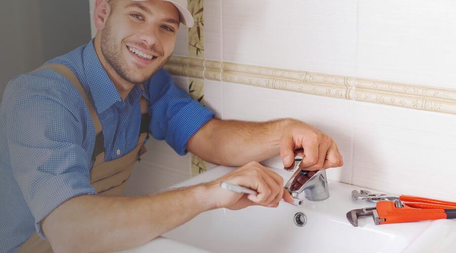 Handle or spout repair in Covina, CA